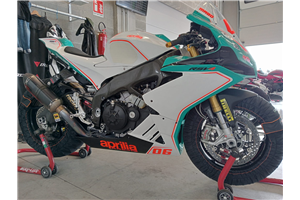 Aprilia RSV4 2015 - 2020 Verkleidungen Lackiert + Schrauben, Schnellverschlüsse MXPCRV14755