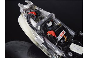Paquete para el circuito para Aprilia RSV4 2015 - 2020: Carenado + tornilleria rapida + Screws - MXPCRD11571