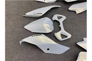 Carene stradali in abs verniciate compatibili con Ducati 899 1199 Panigale - MXPCAV16844