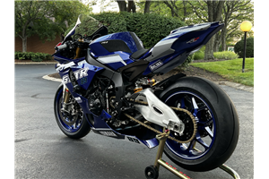 Lackierte Rennverkleidung Yamaha R1 2015 - 2019 - MXPCRV13874