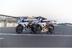 Lackierte Rennverkleidung Yamaha R1 2015 - 2019 - MXPCRV17718