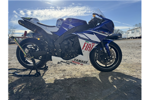 Lackierte Rennverkleidung Yamaha R1 2009 - 2014 - MXPCRV17735