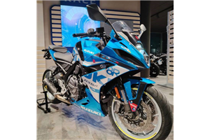 Carene stradali in abs verniciate compatibili con Suzuki Gsx-8R 2024 - 2025 - MXPCAV17794