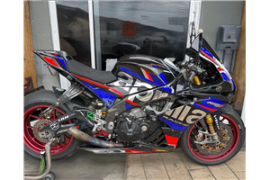 Painted Race Fairings Aprilia RSV4 2015 - 2020 - MXPCRV18042