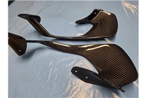 Right and left carbon fiber winglets for Yamaha R1 2020 - 2025 - MXPCCB118322