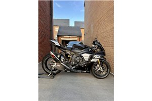 Lackierte Rennverkleidung Yamaha R1 2015 - 2019 - MXPCRV18603