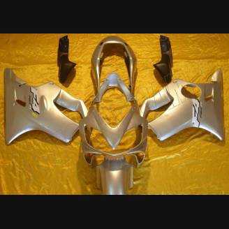 Carenage en abs pour la roue avec peinture compatible avec Honda CBR 600F 2001 - 2006 - MXPCAV3160