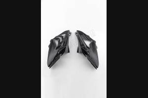 Carenage de Qualitè en fibre de carbone complet avec garde boue avant et coque arriere Pista Racing - MXPCCB3540