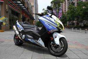 Carene stradali in abs verniciate compatibili con Yamaha T Max 530 2012 - 2014 - MXPCYT5451