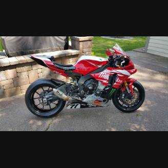 Lackierte Rennverkleidung Yamaha R1 2015 - 2019 - MXPCRV5794