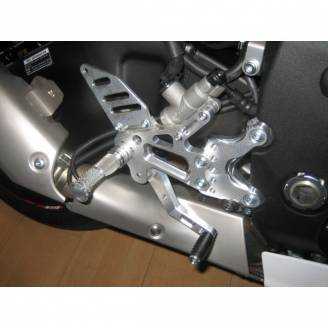 Repose-pieds reculés en Ergal Yamaha R1 2015 - 2019 - MXPPAE6805