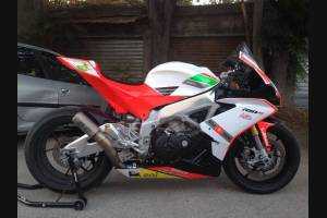 Lackierte Rennverkleidung Aprilia RSV4 2015 - 2020 - MXPCRV6829