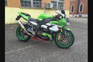 Carenage en abs pour la roue avec peinture compatible avec Kawasaki ZX10R 2004 - 2005 - MXPCAV6888