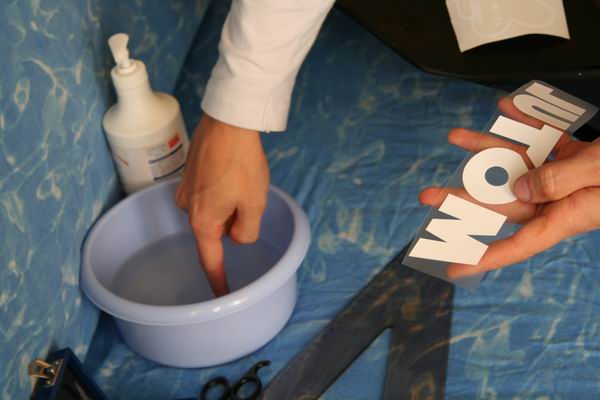 MONTAGGIO ADESIVI 12