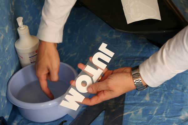 MONTAGGIO ADESIVI 14