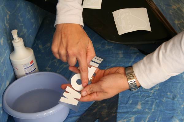 MONTAGGIO ADESIVI 15